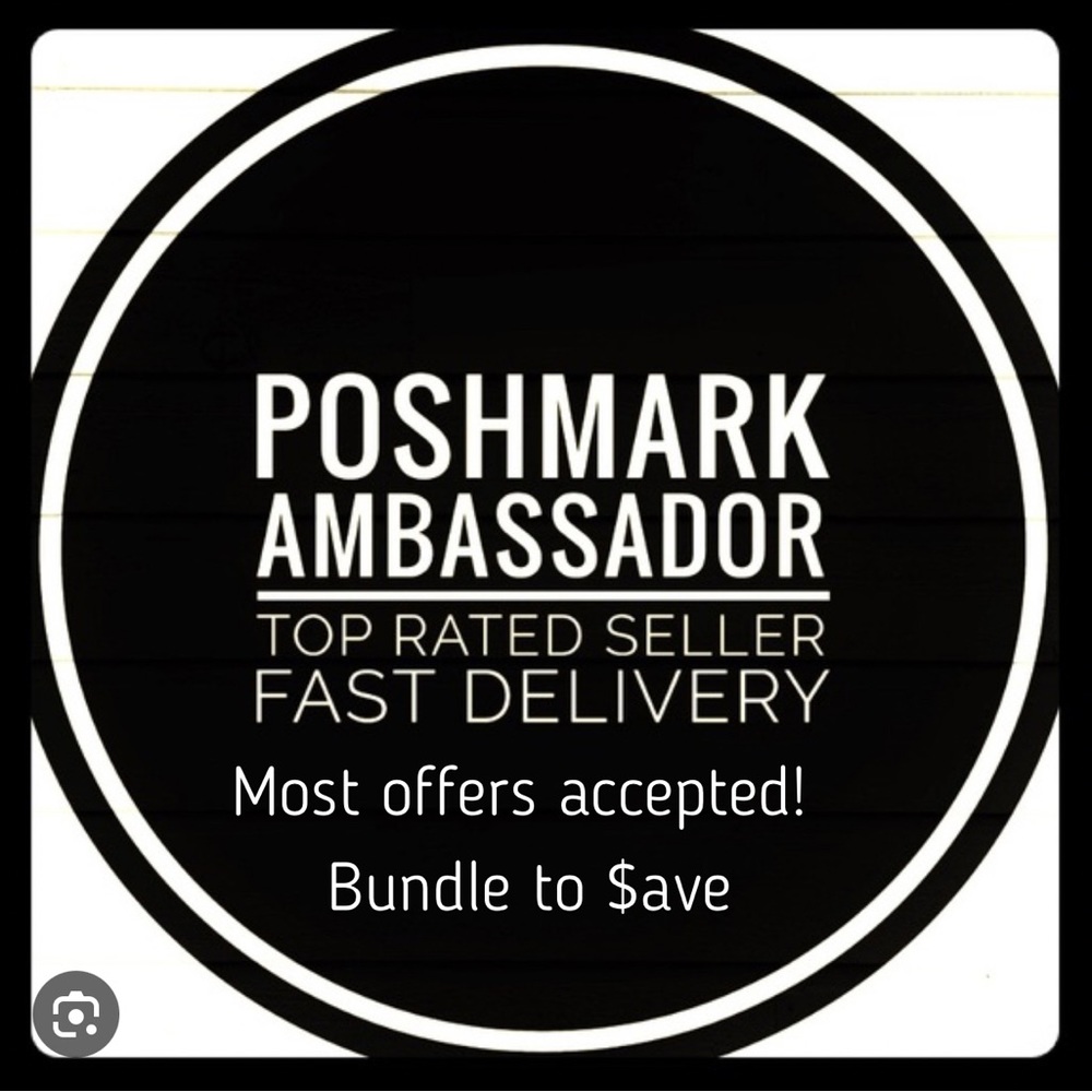 💗Poshmark Ambassador💗
